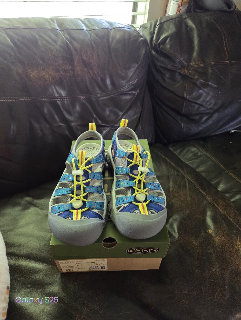Keen fuji rock festival newport sandals